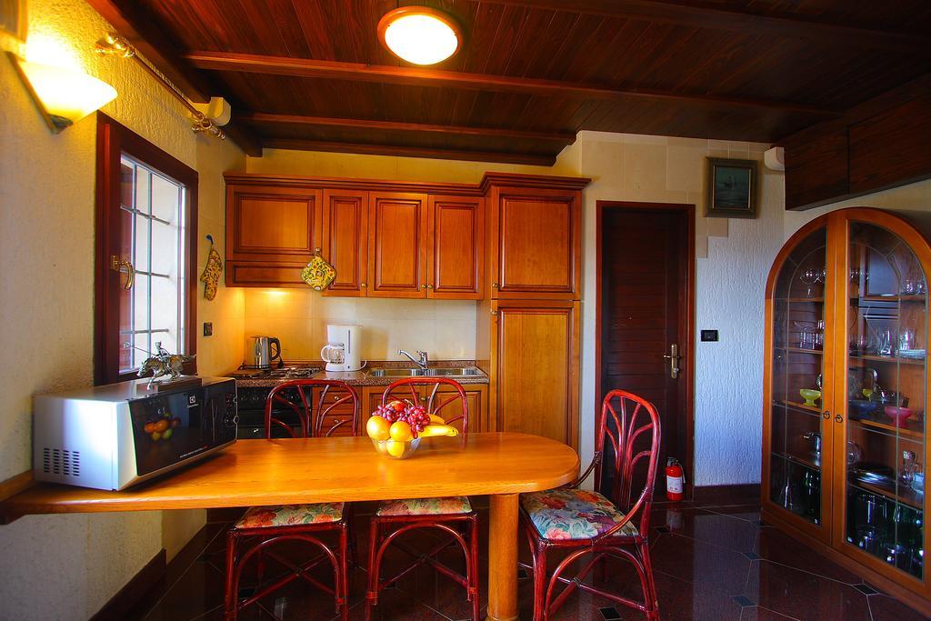Holiday Home Olea - Sun, Sea, Sport & Comfort Splitska Ruang foto
